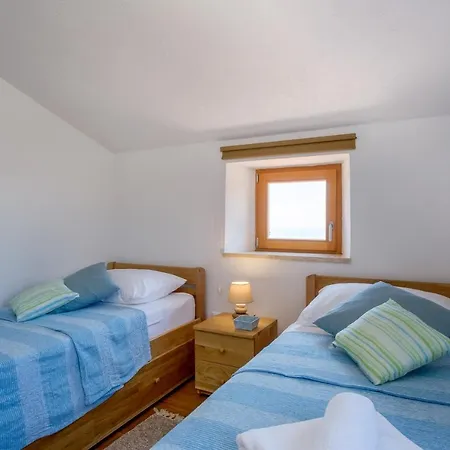 Verin Holiday home